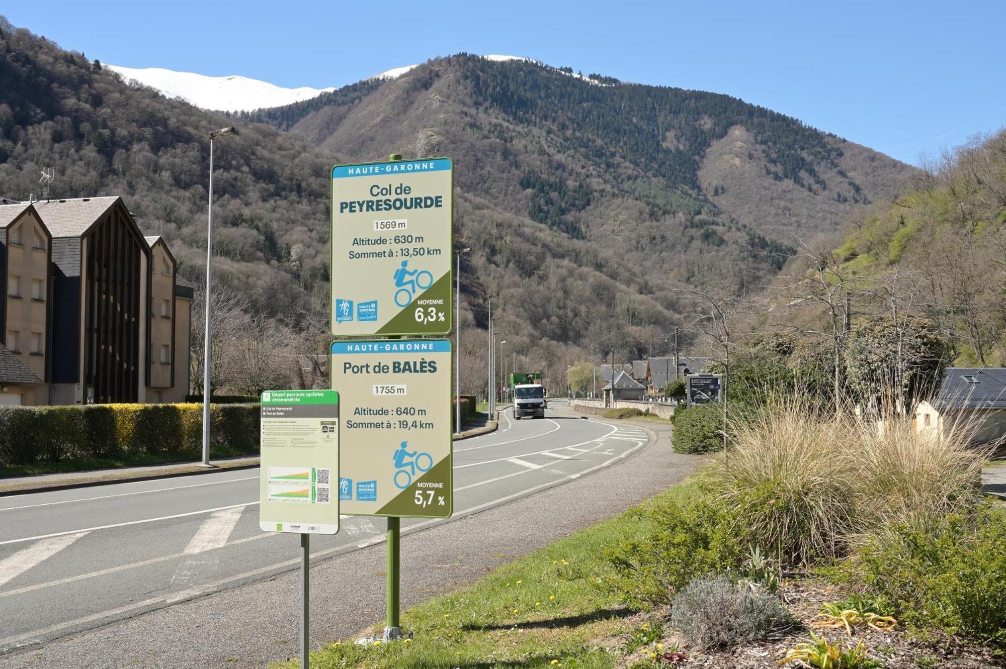 Les Rosiers Villa Bagnères-de-Luchon Kültér fotó